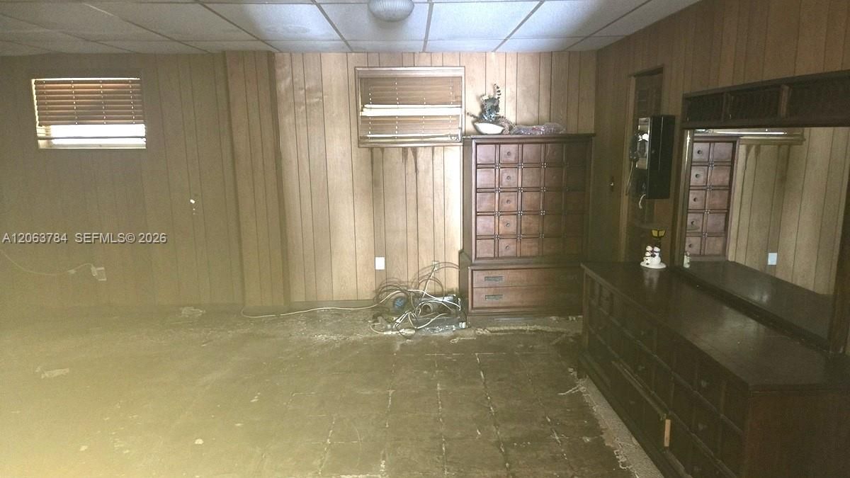 На продажу: $449,900 (3 спален, 2 ванн, 1831 Квадратных фут)