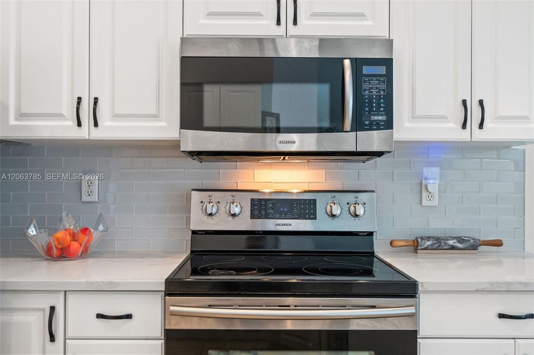 For Rent: $9,000 (3 beds, 2 baths, 1648 Square Feet)