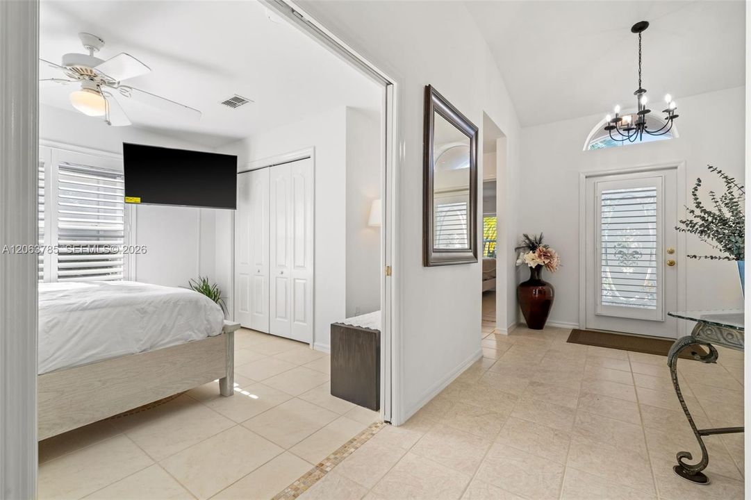 For Rent: $9,000 (3 beds, 2 baths, 1648 Square Feet)