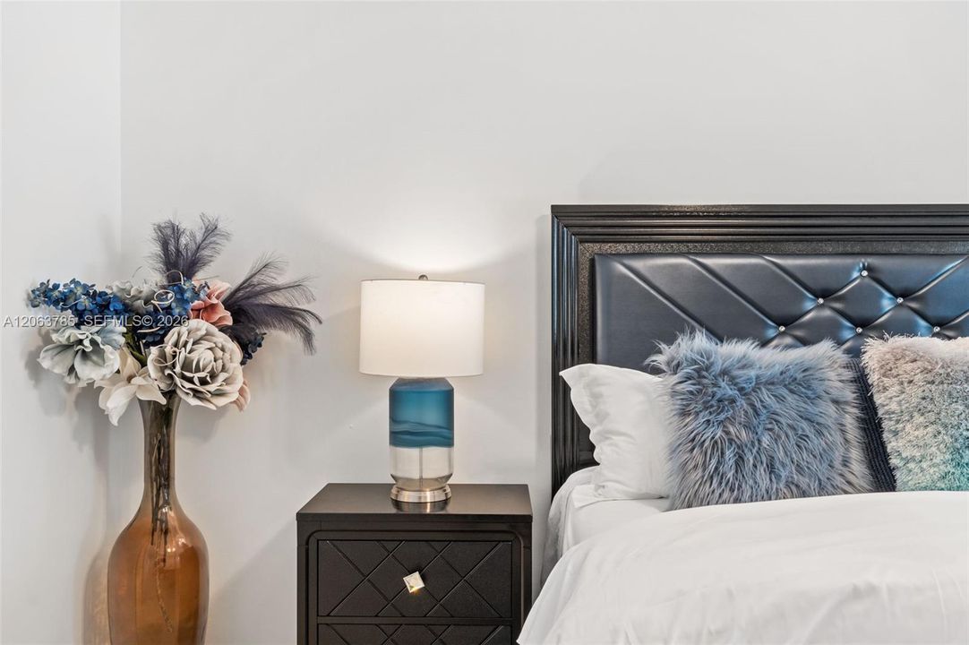 For Rent: $9,000 (3 beds, 2 baths, 1648 Square Feet)