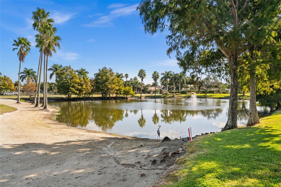For Rent: $9,000 (3 beds, 2 baths, 1648 Square Feet)