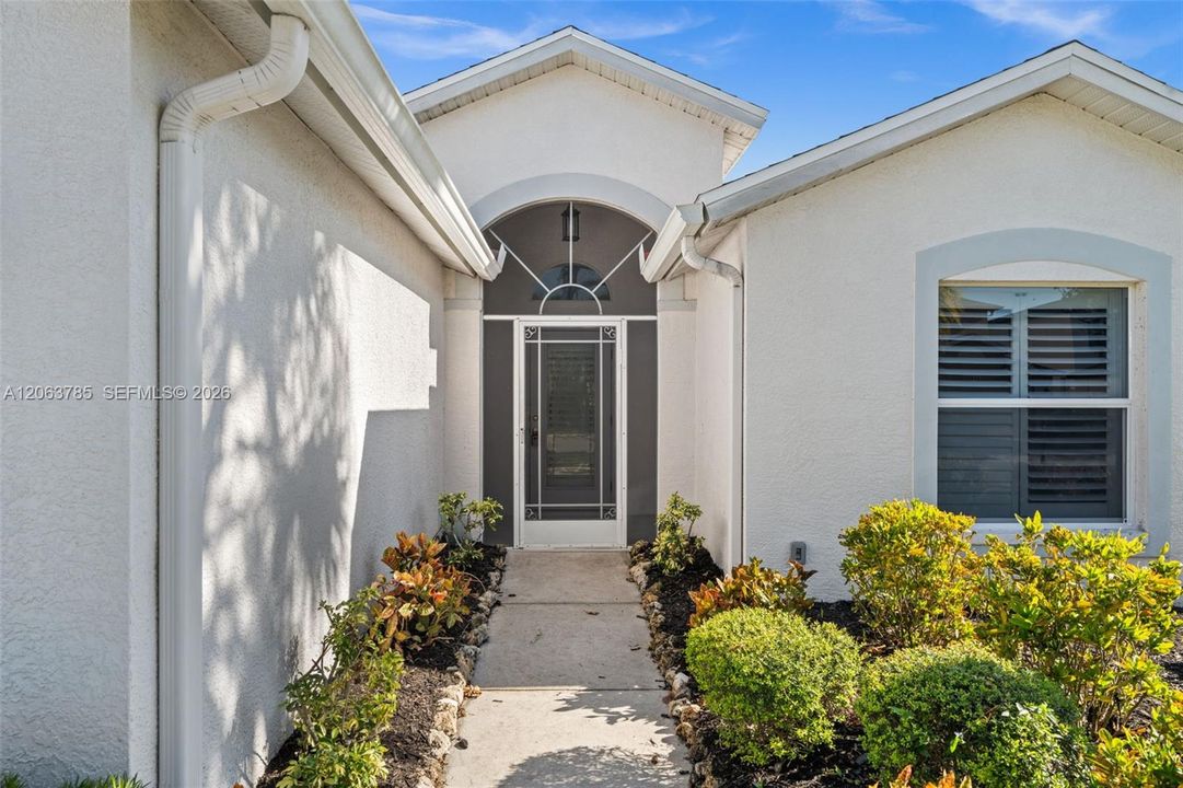 For Rent: $9,000 (3 beds, 2 baths, 1648 Square Feet)