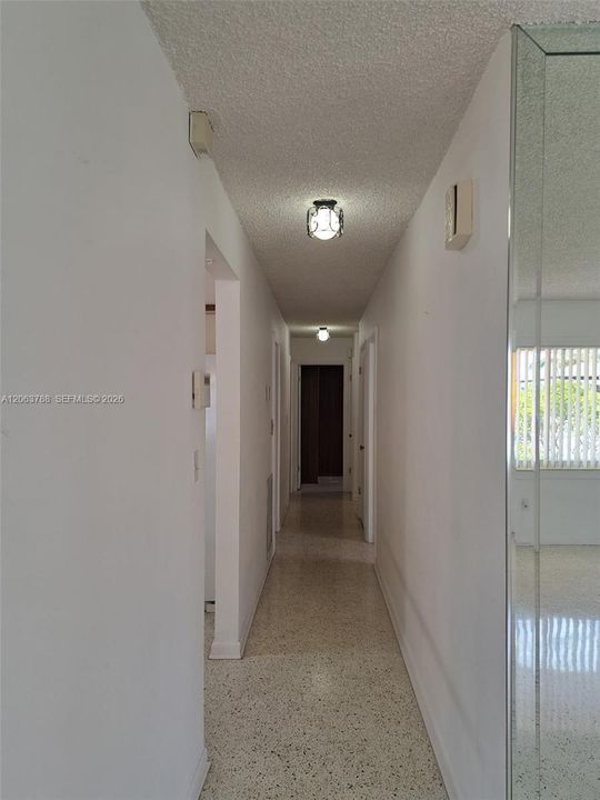 En Venta: $799,000 (3 camas, 2 baños, 1856 Pies cuadrados)