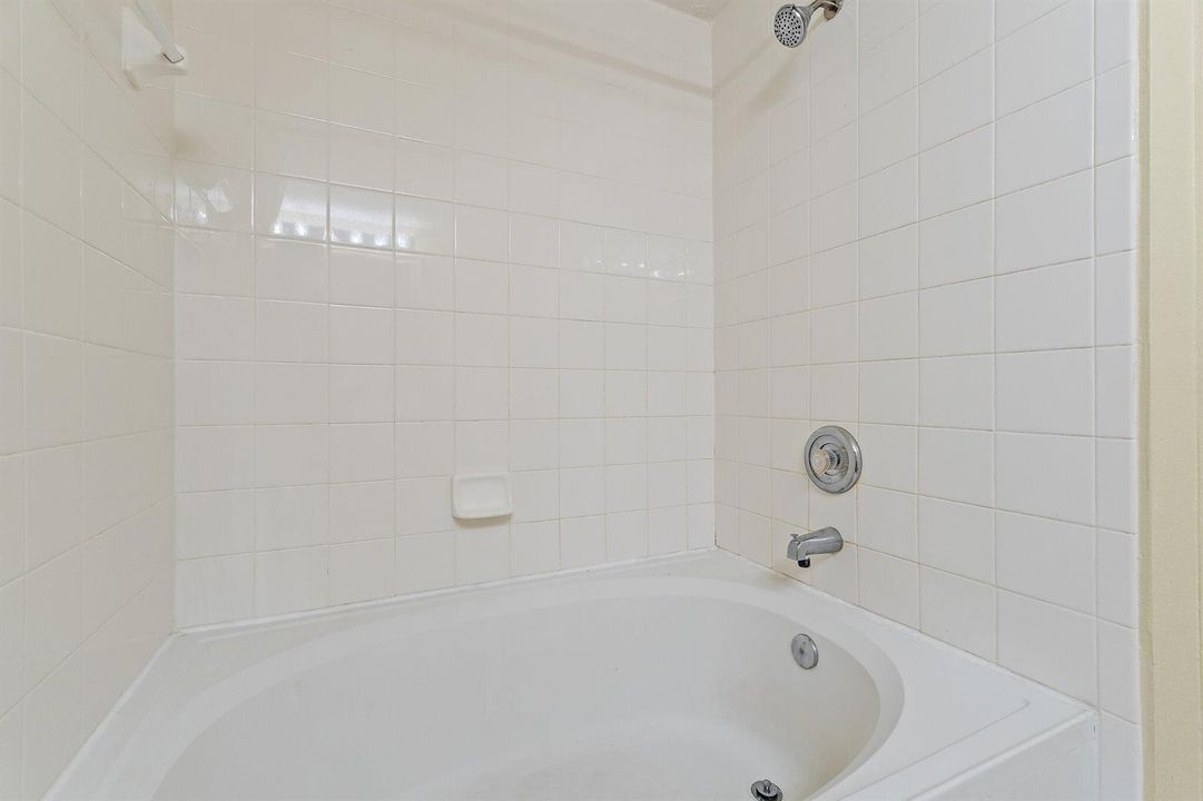 004-2729AnzioCourt-203-PalmBeachGardens-