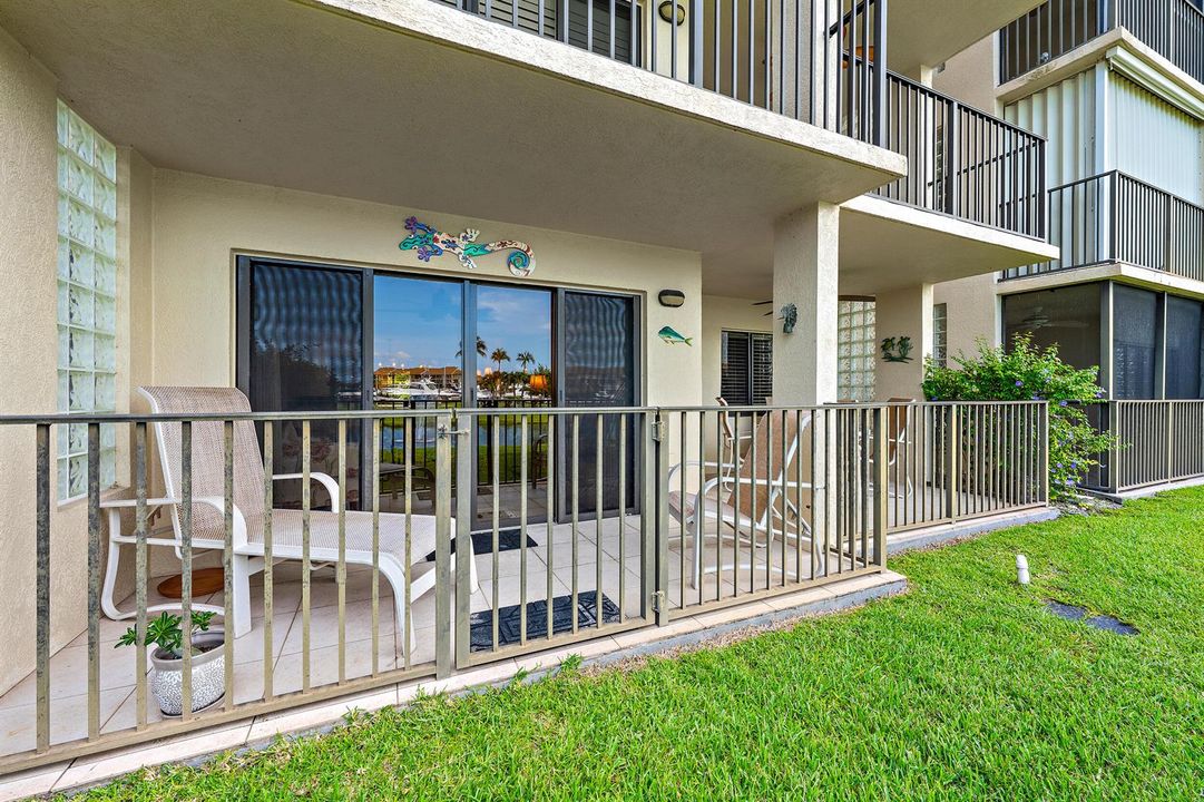 701 Seafarer Cir 103-21