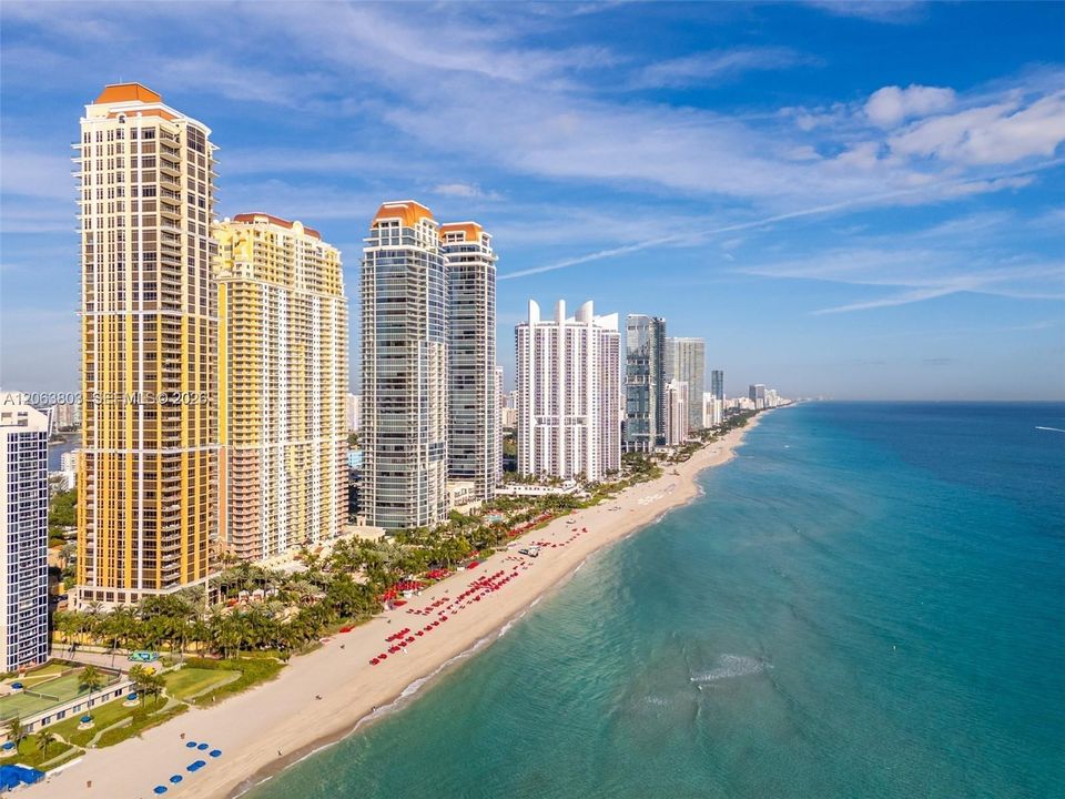 For Sale: $4,500,000 (4 beds, 4 baths, 2736 Square Feet)
