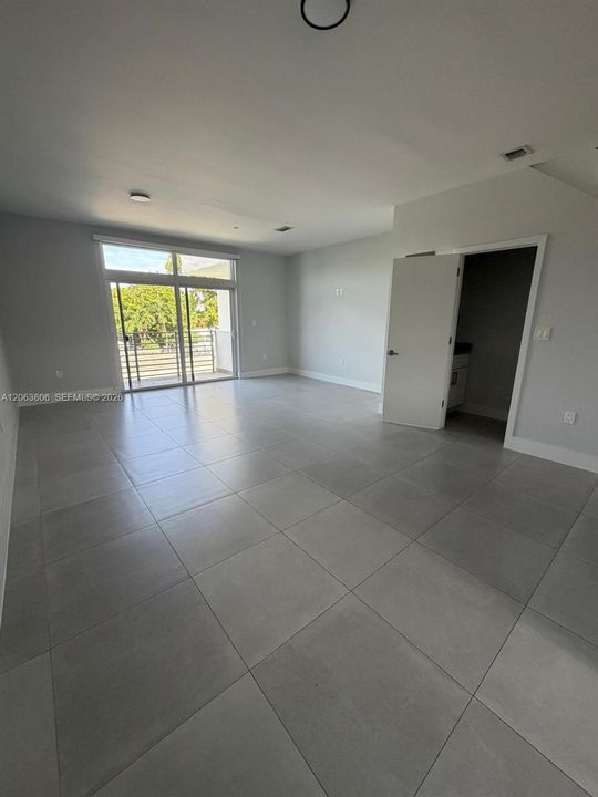 En Renta: $2,400 (2 camas, 2 baños, 0 Pies cuadrados)
