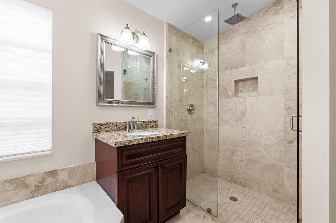 30-web-or-mls-A7402630