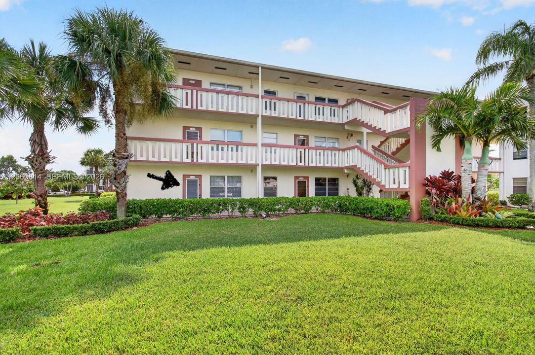 For Sale: $125,000 (2 beds, 1 baths, 840 Square Feet)