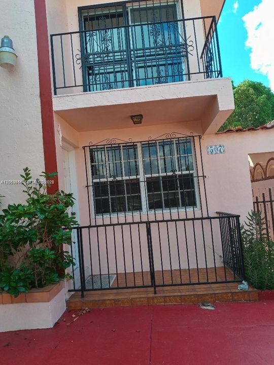 На продажу: $559,000 (3 спален, 1 ванн, 1756 Квадратных фут)