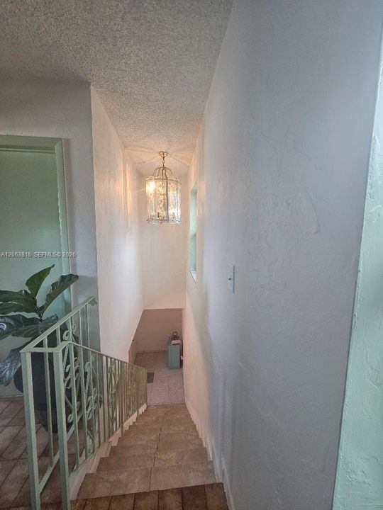 На продажу: $559,000 (3 спален, 1 ванн, 1756 Квадратных фут)