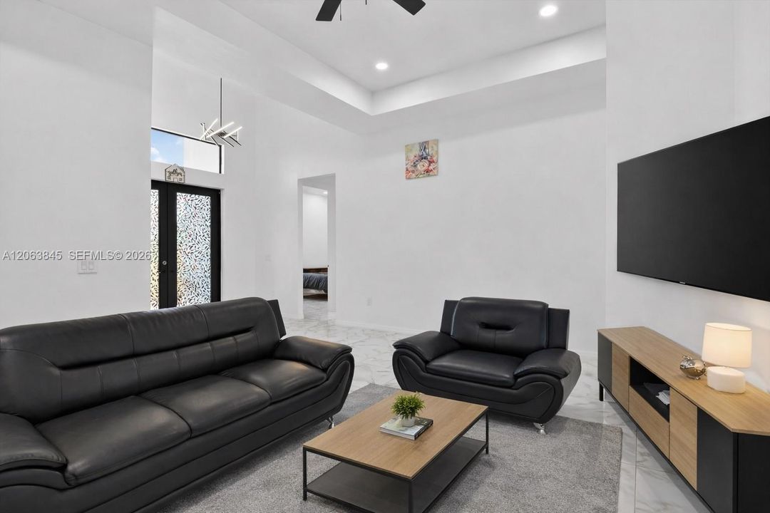 For Sale: $450,000 (4 beds, 3 baths, 2161 Square Feet)