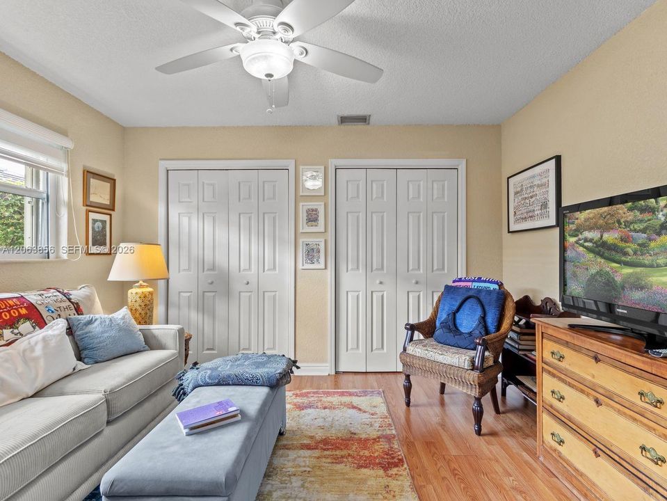 lots of closets