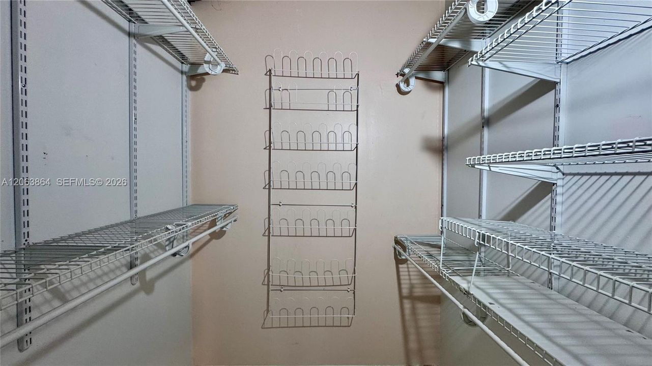 Vendido Recientemente: $507,000 (2 camas, 2 baños, 1080 Pies cuadrados)