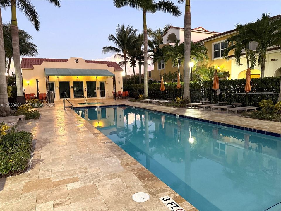 For Rent: $4,400 (3 beds, 3 baths, 2921 Square Feet)
