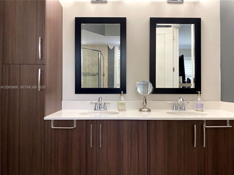 For Rent: $4,400 (3 beds, 3 baths, 2921 Square Feet)