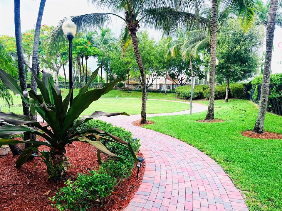 For Rent: $4,400 (3 beds, 3 baths, 2921 Square Feet)