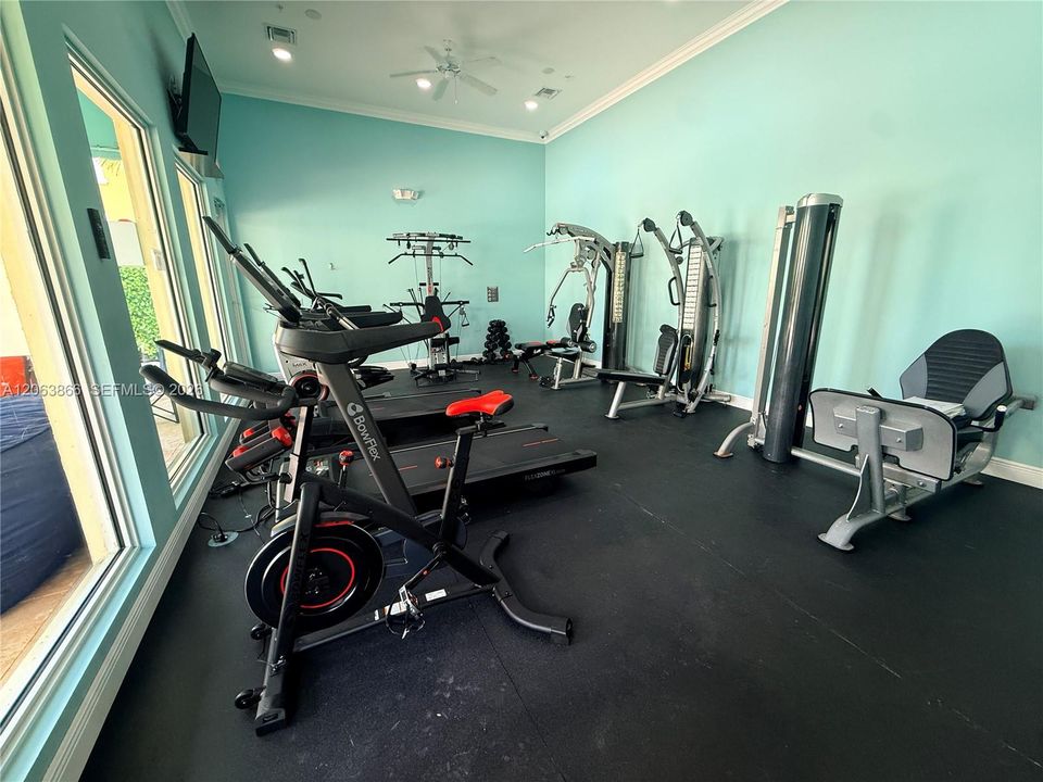 For Rent: $4,400 (3 beds, 3 baths, 2921 Square Feet)