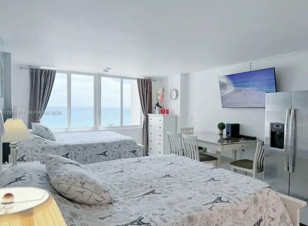 В аренду: $1,050 (0 спален, 1 ванн, 420 Квадратных фут)
