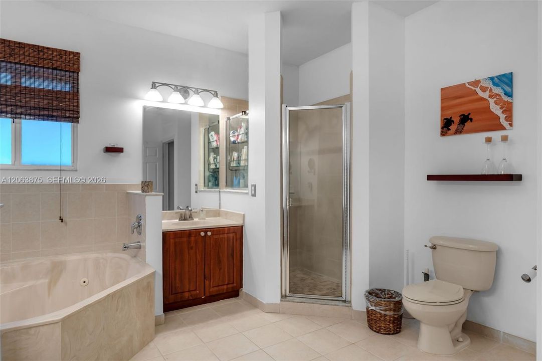 Activo con contrato: $359,999 (3 camas, 2 baños, 1790 Pies cuadrados)