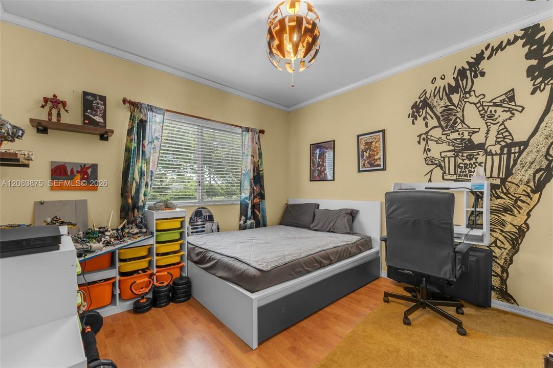 Activo con contrato: $359,999 (3 camas, 2 baños, 1790 Pies cuadrados)