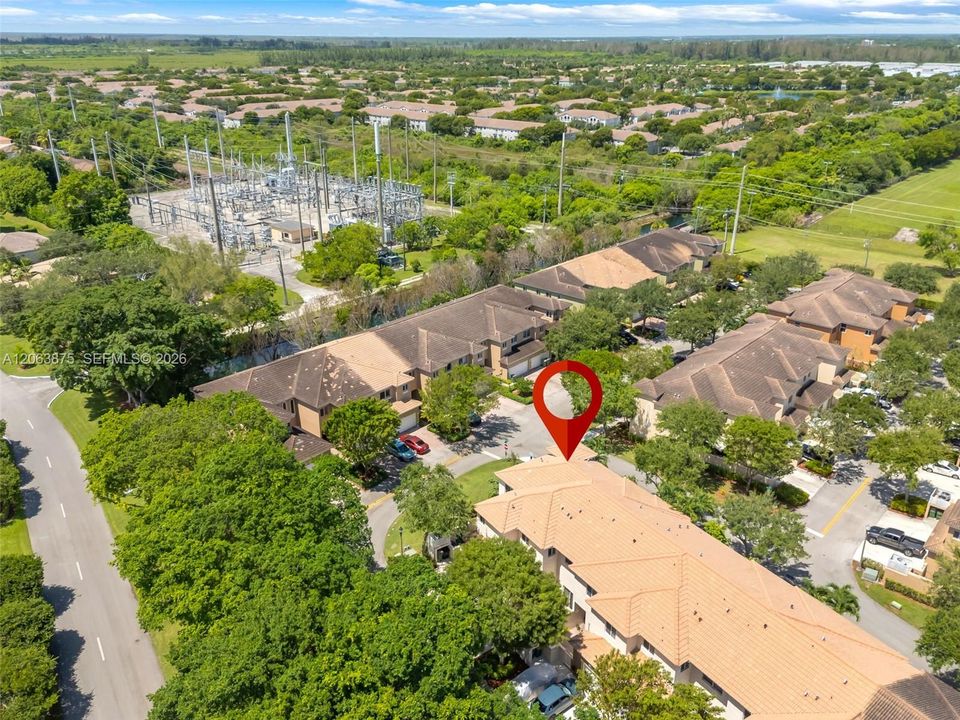 Activo con contrato: $359,999 (3 camas, 2 baños, 1790 Pies cuadrados)