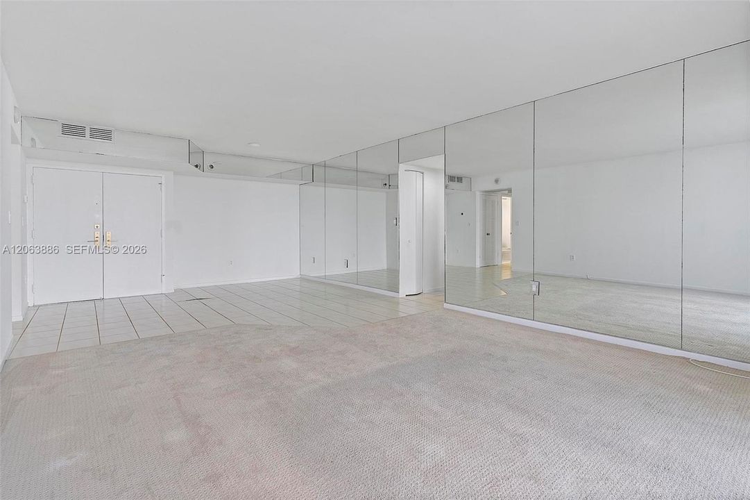 For Sale: $1,500,000 (2 beds, 2 baths, 1440 Square Feet)