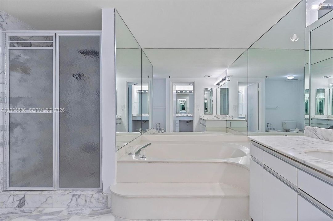 For Sale: $1,500,000 (2 beds, 2 baths, 1440 Square Feet)