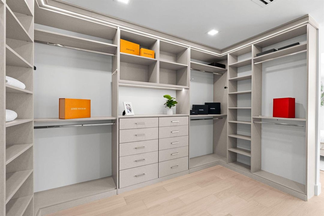 31-web-or-mls-A7403707