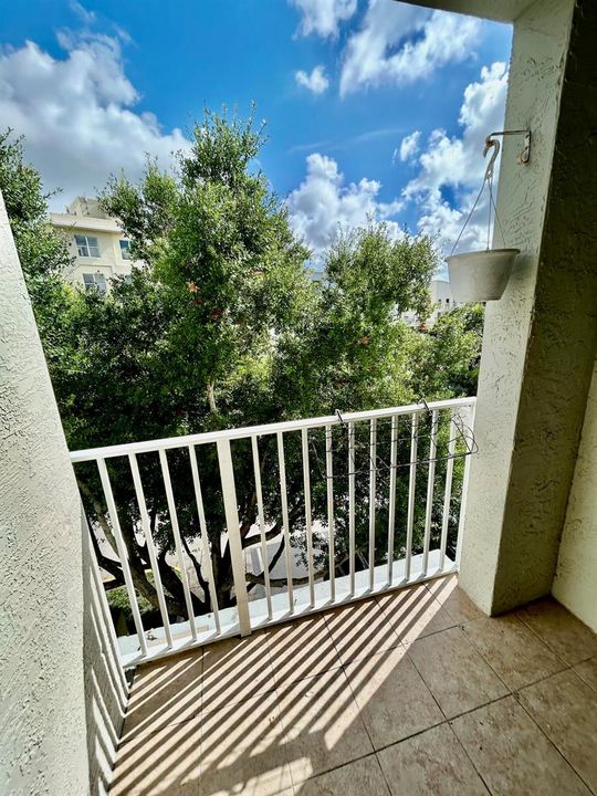 1209 Main St 07 Pic 9
