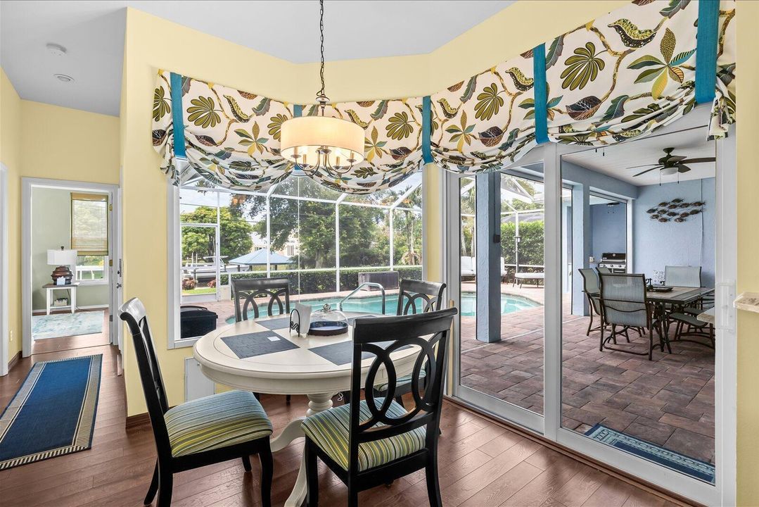 Breakfast area
