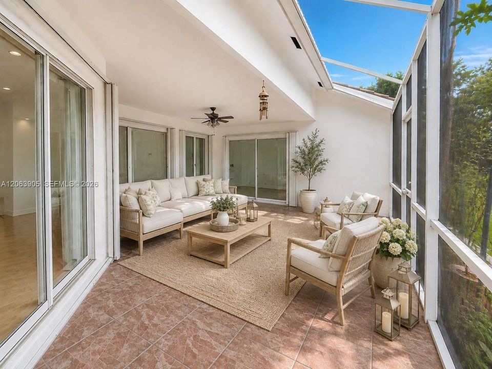 En Venta: $698,000 (3 camas, 2 baños, 1791 Pies cuadrados)