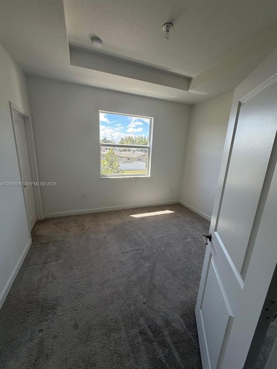 For Rent: $3,400 (3 beds, 2 baths, 1373 Square Feet)