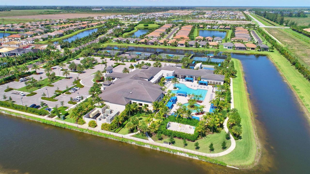 68-web-or-mls-057_valencia bay (2)