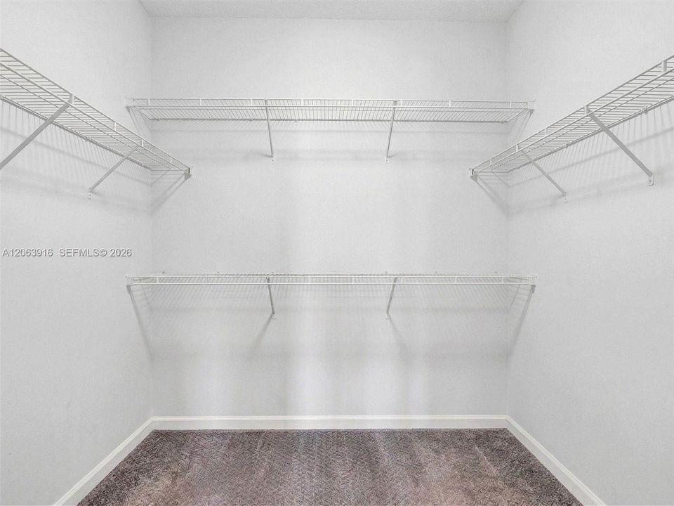 For Rent: $3,650 (3 beds, 2 baths, 1692 Square Feet)