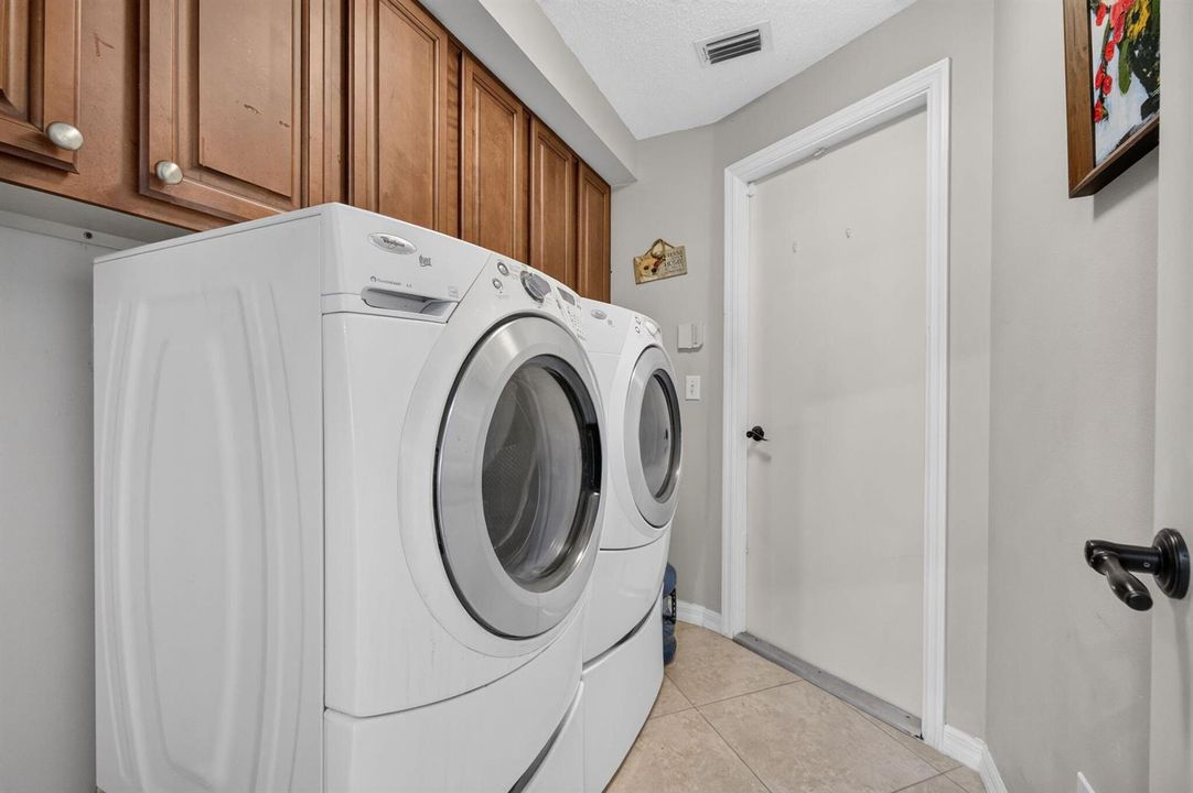 22-web-or-mls-3A5A6900