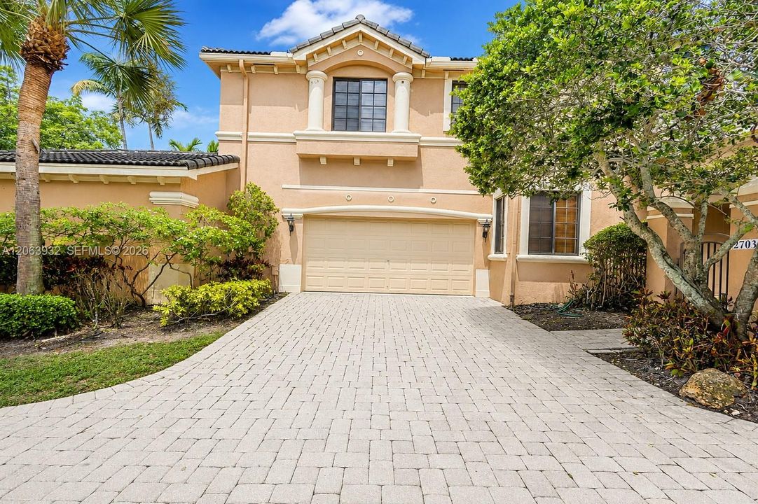 For Sale: $645,000 (3 beds, 2 baths, 1560 Square Feet)