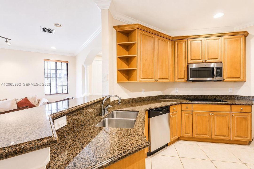 For Sale: $645,000 (3 beds, 2 baths, 1560 Square Feet)