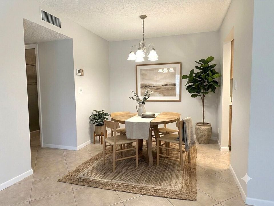 Dining area 2