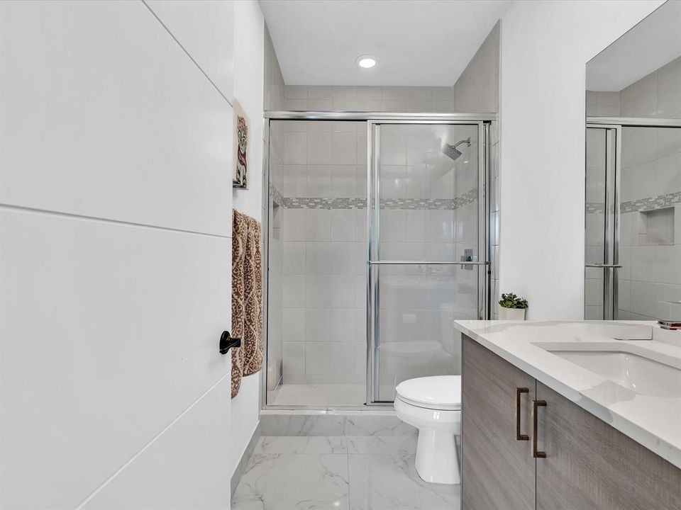 bedroom 4 bathroom