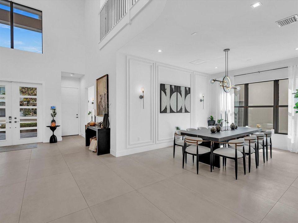 Formal Dining