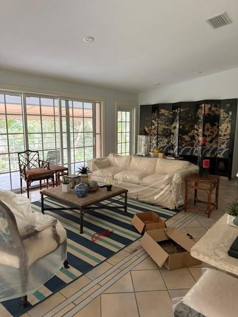 En Venta: $1,399,999 (3 camas, 3 baños, 1920 Pies cuadrados)