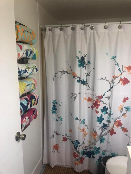 BATHROOM APARMENT