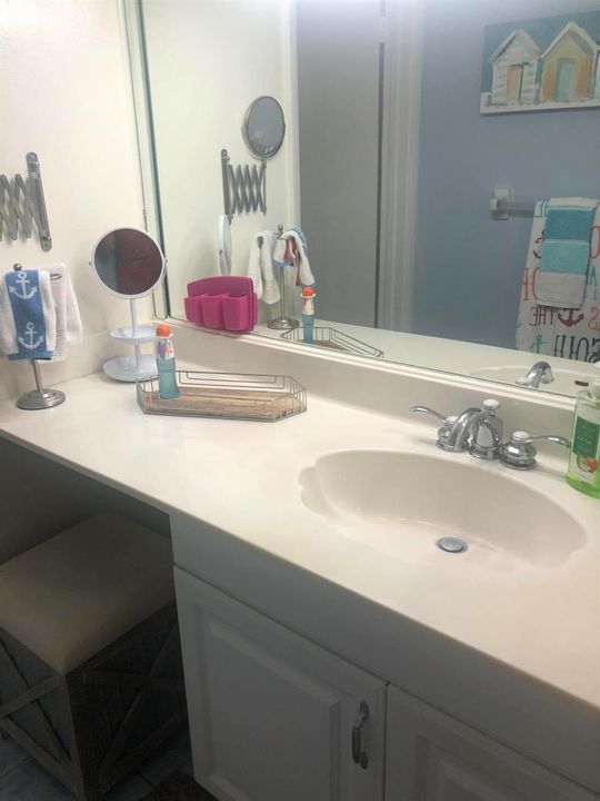 MASTER BATHROOM APTO