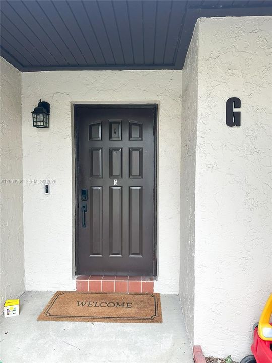 Activo con contrato: $325,000 (1 camas, 1 baños, 710 Pies cuadrados)