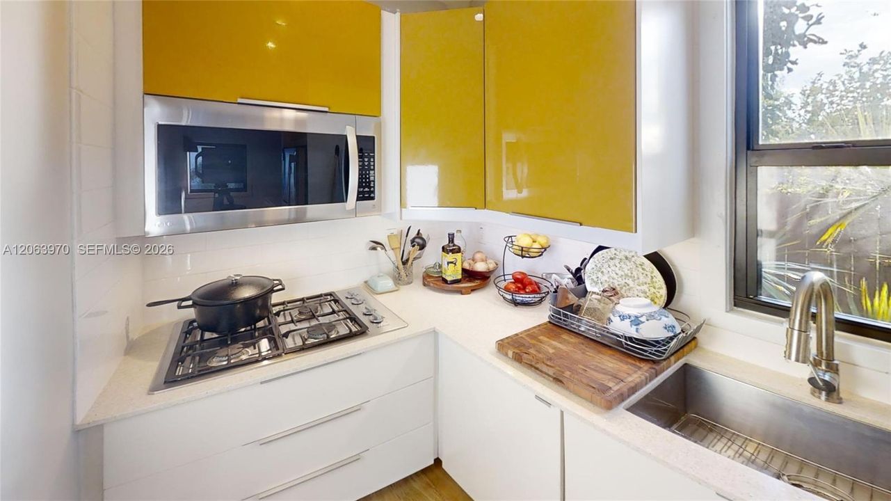 For Sale: $849,000 (0 beds, 0 baths, 1756 Square Feet)