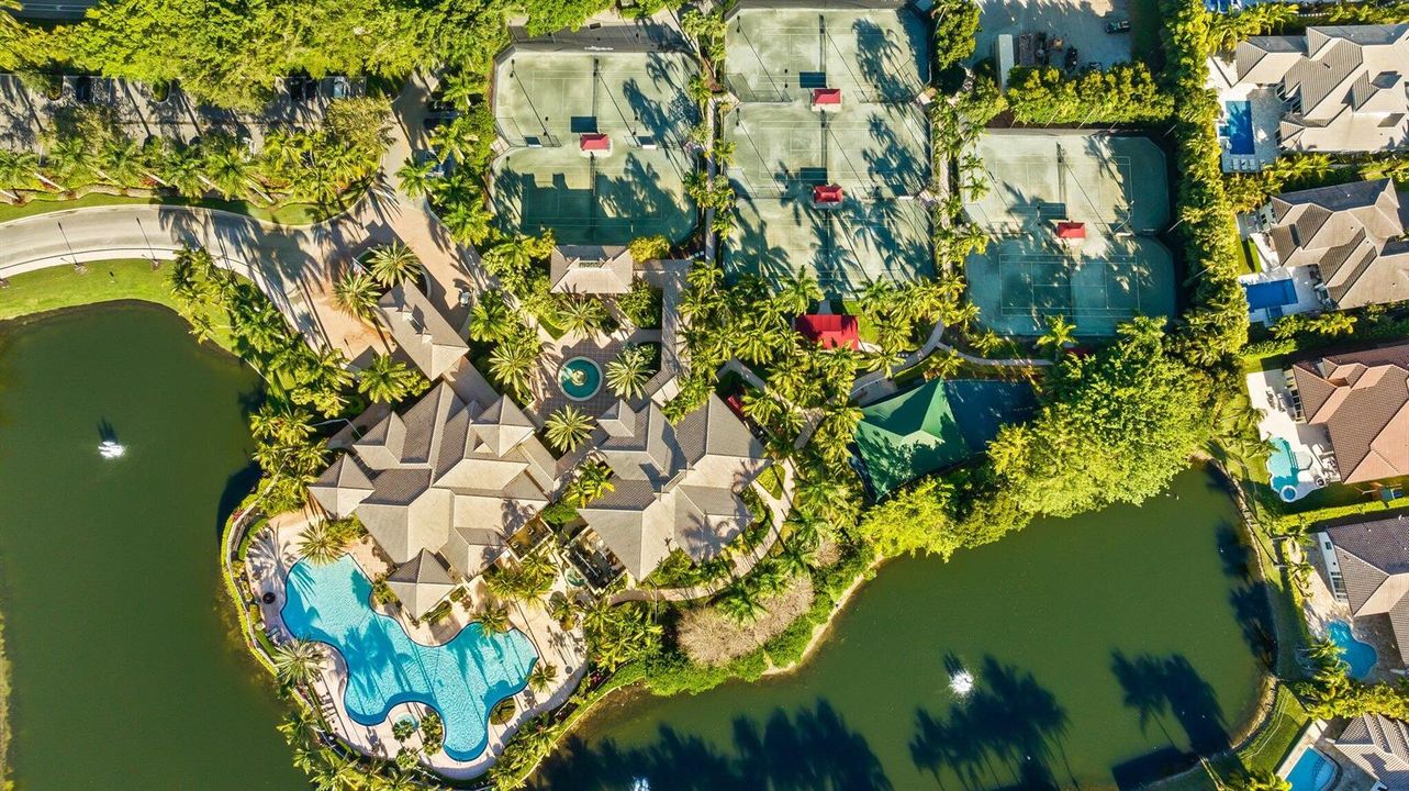 Hawks Landing Clubhouse and pool