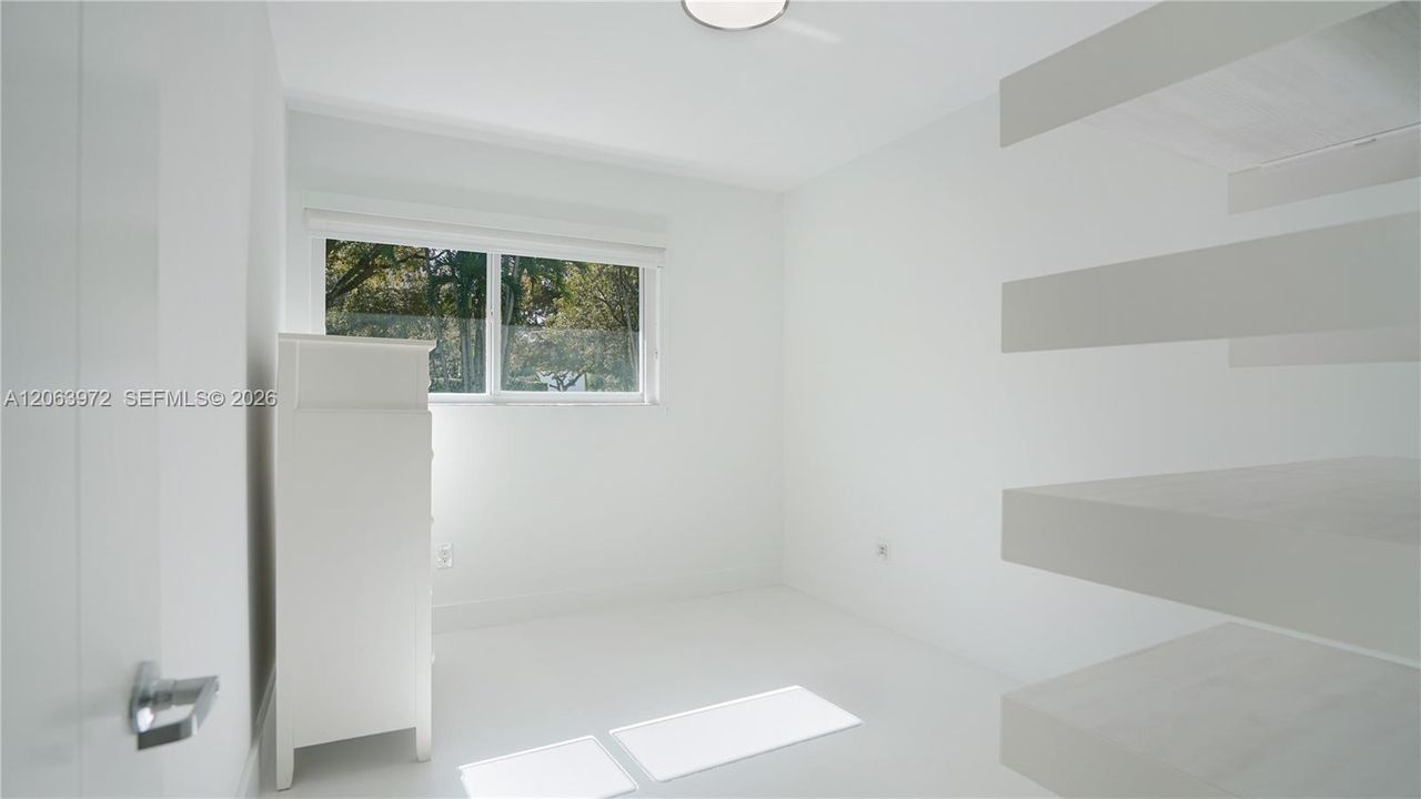 For Rent: $16,000 (3 beds, 2 baths, 2194 Square Feet)