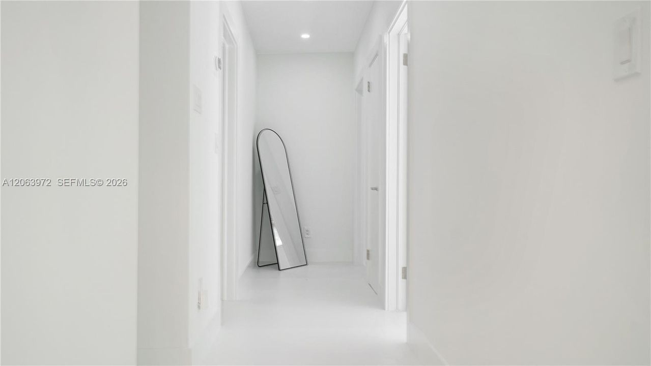 For Rent: $16,000 (3 beds, 2 baths, 2194 Square Feet)