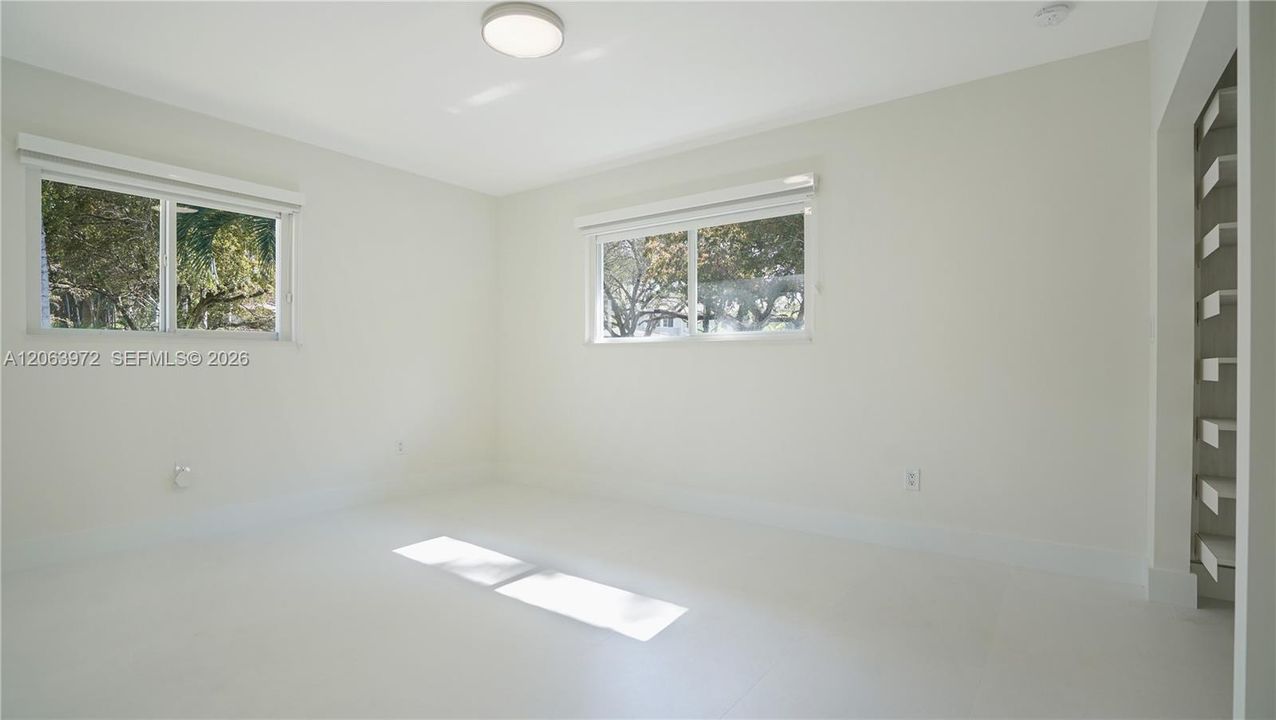 For Rent: $16,000 (3 beds, 2 baths, 2194 Square Feet)